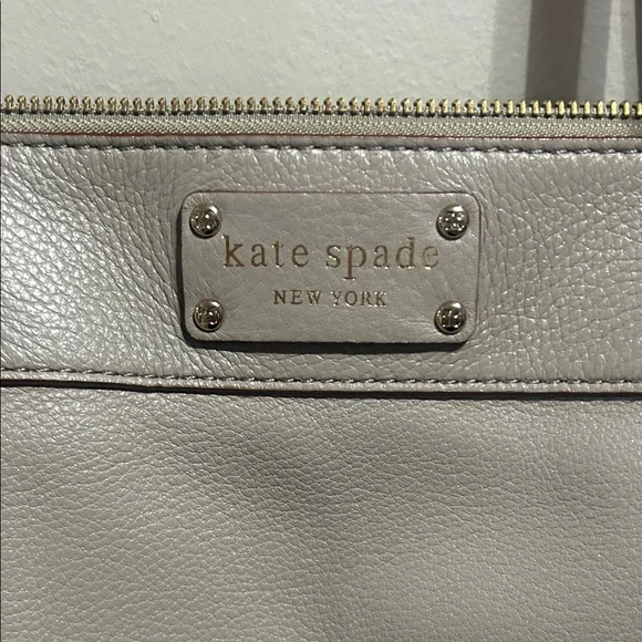 Kate Spade Light Gray Shoulder Bag - Picture 2 of 6